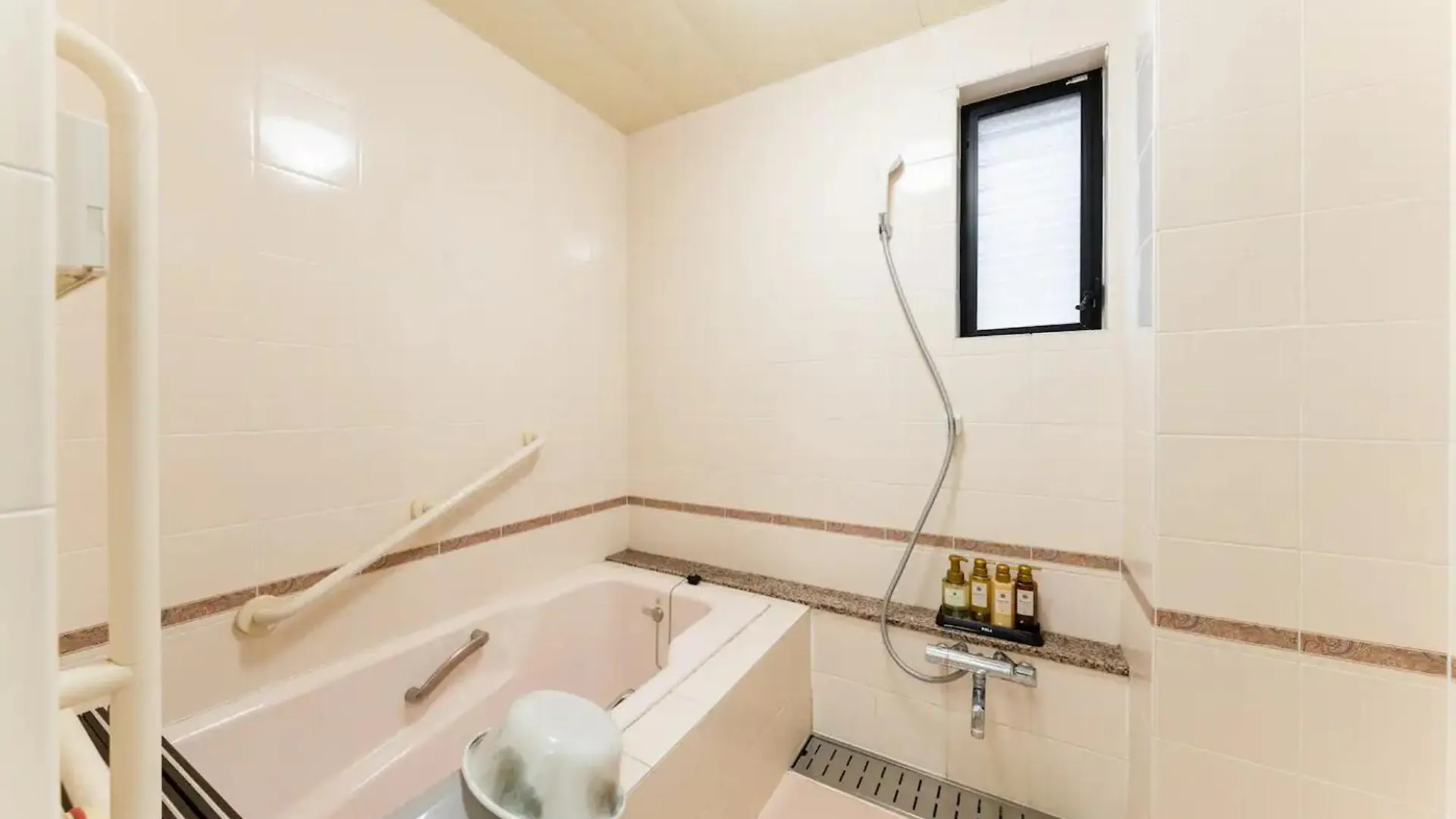 Holiday home Charming Family Home In Best Area Tokyo